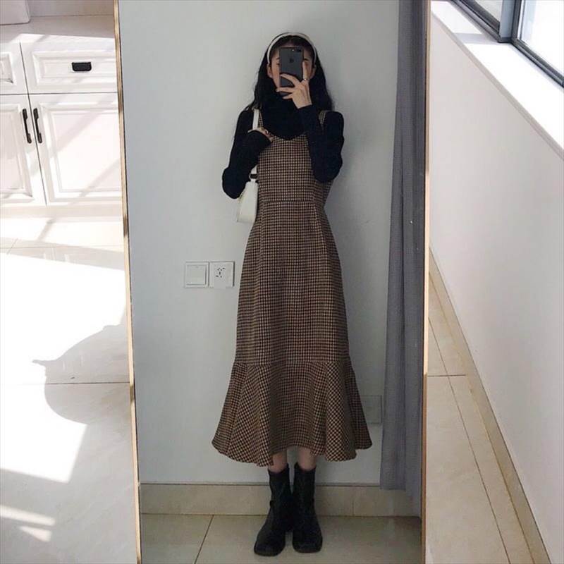 セットアップ キャミワンピース ミモレ丈 ニット 長袖 ハイネック 切り替えデザイン フレア かわいい 大人可愛い きれいめ シンプル カジュアル 大人 上品 おしゃれ レトロ 大人女子 こなれ感 ラフ ガーリー ハイウエスト セットアップ 秋 冬 デート お出かけ 送料無料