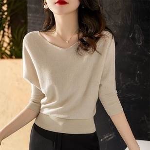 トップス カットソー ニット 5分袖 Vネック 細身 ストレート ふわふわ かわいい 大人可愛い きれいめ シンプル 大人 上品 おしゃれ 大人女子 こなれ感 ラフ クール モード系 モダン 無地 春 秋 カットソー 通勤 学生 通学 OL お出かけ ショッピング デート モテ 送料無料