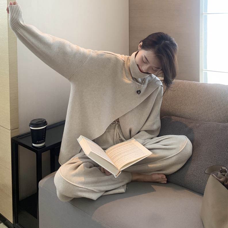 セットアップ セーター パンツ ニット ワイドロング丈 ミディアム丈 長袖 タートルネック かわいい 大人可愛い きれいめ シンプル カジュアル 大人 上品 おしゃれ こなれ感 無地 秋 冬 セットアップ アプリコット 楽ちん 体型カバー 着回し 休日 学生 お出かけ 送料無料