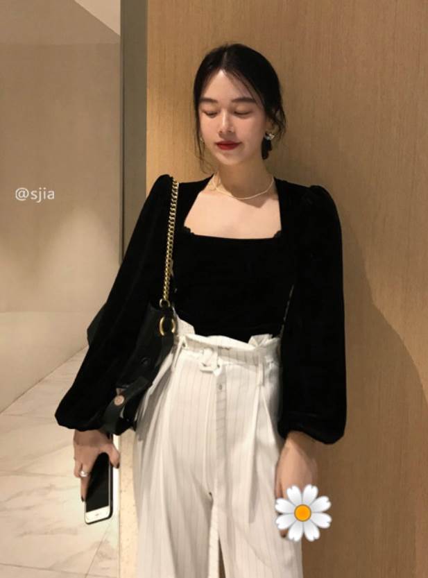 乐天商城 - プルオーバー パフスリーブ ボリュームスリーブ ラウンドネック レギュラー丈 スリム 長袖 かわいい 大人可愛い きれいめ シンプル 大人 上品 おしゃれ レトロ エキゾチック 大人女子 こなれ感 キュート ガーリー 個性的 プルオーバー ベルベット M L 黒 無地 秋 冬 送料無料