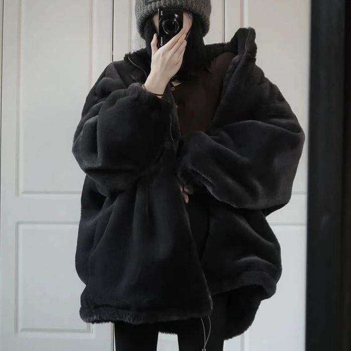アウター ブルゾン フリース 長袖 ボリューム袖 前開き スタンドカラー ファスナー ふわふわ オーバーサイズ かわいい 大人可愛い きれいめ シンプル カジュアル 上品 おしゃれ レトロ 大人女子 こなれ感 ラフ 存在感 無地 ブルゾン S M L XL 黒 秋 冬 学生 デート 送料無料