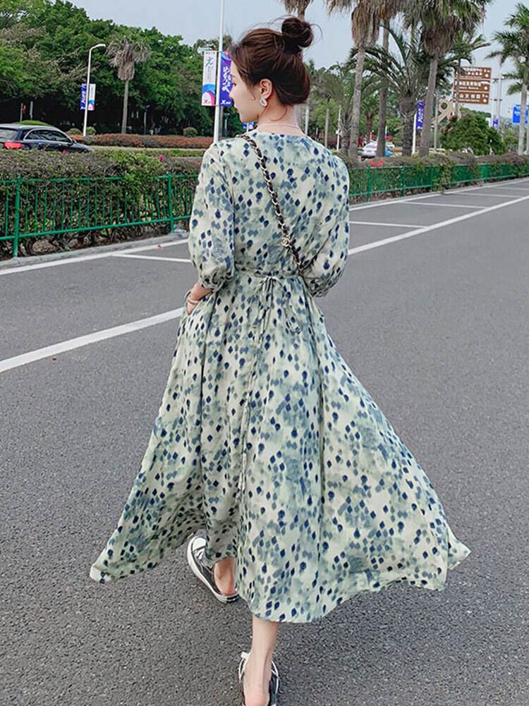 ワンピース スカート シフォンミモレ丈 ロング丈 送料無料 フレア 7分袖 Vネック ウエストマーク レディース かわいい 大人可愛い きれいめ 上品 こなれ感 シンプル カジュアル 主役級 存在感 個性的 透け感 ガーリー デート お出かけ ワンピース グリーン S M L ドット柄