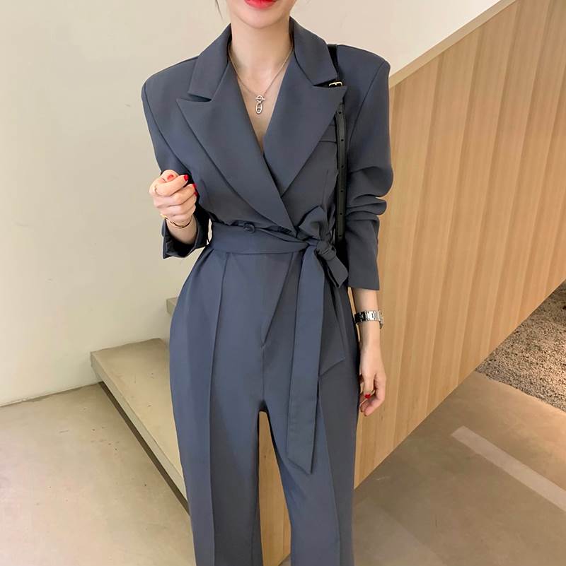 オールインワン ジャンプスーツ パンツ 送料無料 長袖 センタープレス ウエストリボン レディース かわいい 大人可愛い きれいめ 上品 こなれ感 シンプル カジュアル 主役級 存在感 個性的 マニッシュ デート お出かけ オールインワン グレー ワンサイズ クール かっこいい