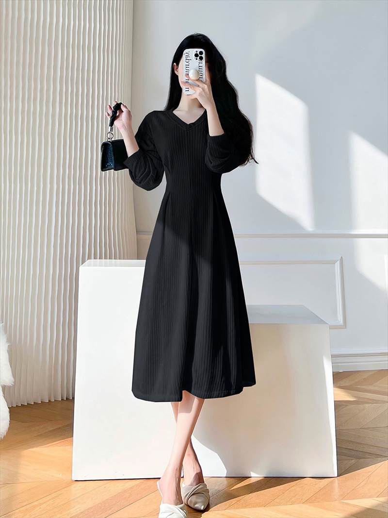 ワンピース スカート ミモレ丈 ひざ下 送料無料 Vネック 長袖 フレア ウエストマーク レディース かわいい 大人可愛い きれいめ 上品 こなれ感 シンプル カジュアル 主役級 存在感 個性的 モダン フェミニン デート お出かけ ワンピース ブラック アプリコット S M L XL 2XL