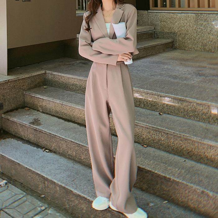 乐天商城 - セットアップ ジャケット パンツ ストレート ワイド ショート丈 ロング丈 長袖 Vネック 襟付き ハイウエスト 前開き ボタン ツーピース 送料無料 個性的 S M L XL グレージュ ピンク かわいい 大人可愛い シンプル カジュアル おしゃれ セットアップ 無地 春 秋 レディース