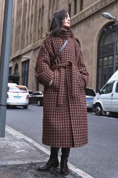 アウター コート ロングコート 袖あり 長袖 ラグラン 襟付き デザイン S M L 美ライン ニュアンス ベルト ウエストマーク ドラマチック かわいい 大人可愛い きれいめ シンプル カジュアル おしゃれ 大人女子 こなれ感 送料無料 個性的 アウター ラブリー キュート ガーリー