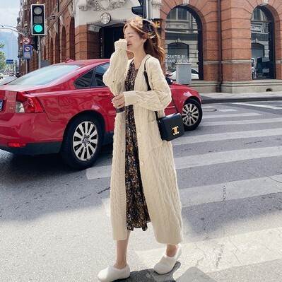 トップス ロングカーディガン 上着 ロング丈 長袖 ドロップショルダー ボタン ストレート ワイド ポケット 前開き ケーブルニット ニット かわいい 大人可愛い きれいめ シンプル カジュアル 上品 おしゃれ レトロ 大人女子 こなれ感 ラフ ガーリー 白 黒 送料無料 個性的