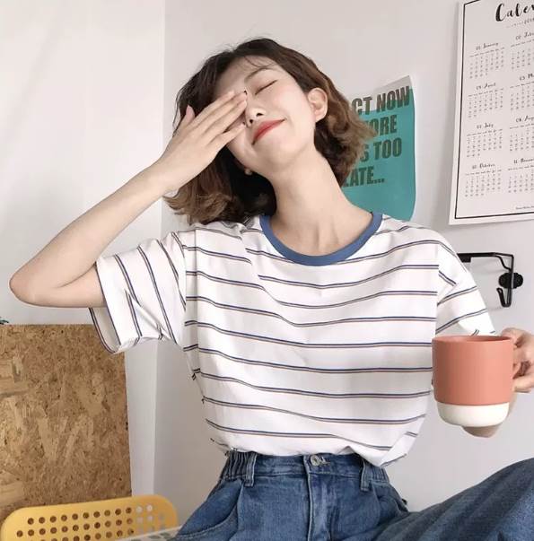 乐天商城 - トップス Tシャツ 半袖 クルーネック デザイン ニュアンス 伸縮性 リラックス ナチュラル M L XL 2XL かわいい 大人可愛い きれいめ シンプル カジュアル おしゃれ 大人女子 こなれ感 ラブリー キュート ガーリー 送料無料 個性的トップス エレガント モダン 主役級 存在感