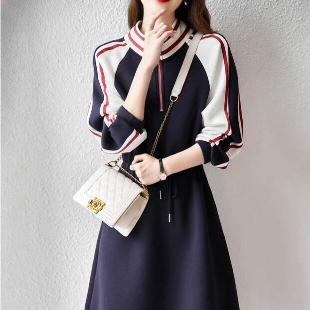 ワンピース シャツワンピース ハーフジップ ひざ丈 フレア 長袖 ラウンドネック M L XL 2XL 美ライン ニュアンス ウエストマーク 清楚 かわいい 大人可愛い きれいめ シンプル カジュアル おしゃれ 大人女子 こなれ感 ラブリー ワンピース キュート ガーリー 送料無料 個性的