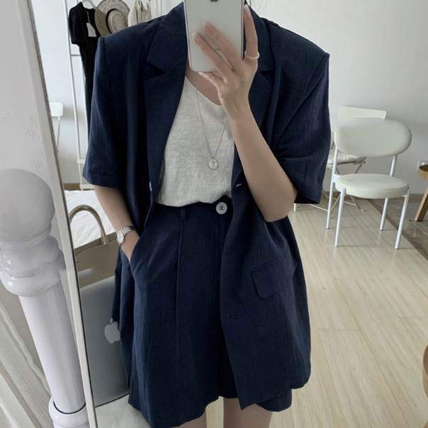 セット ジャケット ショートパンツ 襟付き ノッチドラペル デザイン タック XS S M L XL 2XL 美ライン ニュアンス ニット 2点セット ツーピース お得 カラバリ かわいい 大人可愛い きれいめ シンプル カジュアル 上品 おしゃれ セットアップ 大人女子 送料無料 個性的