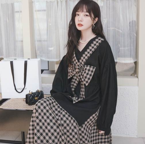 乐天商城 - デザイン ワンピース パーカー ロング丈 長袖 ドロップショルダー ドッキング S M L XL デザイン ニュアンス リボン レイヤード ロマンチック かわいい 大人可愛い きれいめ シンプル カジュアル おしゃれ 送料無料 個性的 ワンピース 大人女子 こなれ感 ラブリー キュート