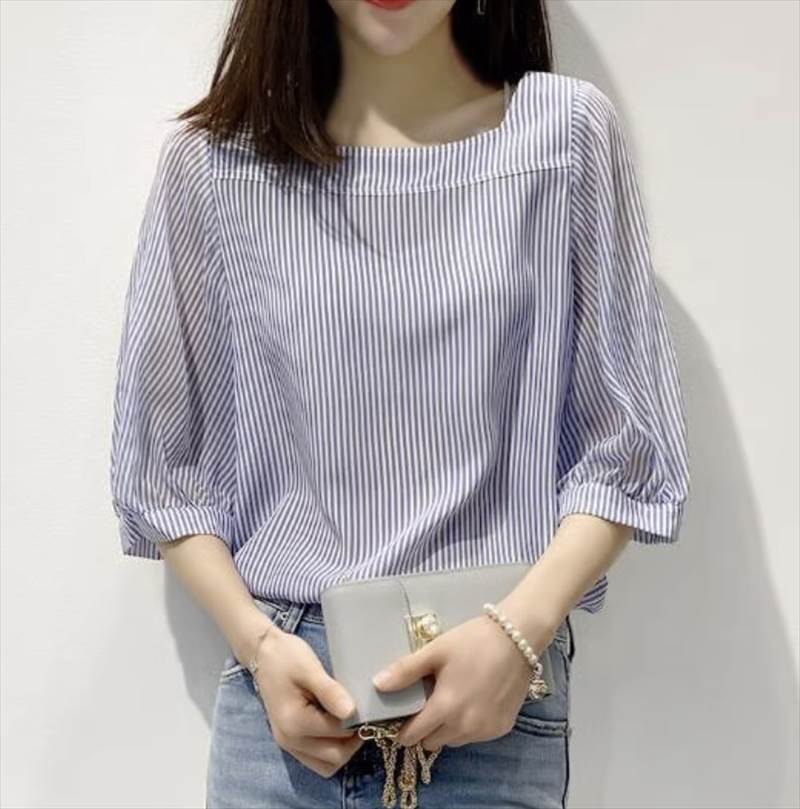 乐天商城 - トップス シャツ ブラウス ミディアム丈 ミドル丈 袖あり 5分袖 M L XL 2XL ボリューム袖 パフスリーブ スクエアネック ストレート プルオーバー ポリエステル かわいい きれいめ シンプル カジュアル 大人 おしゃれ 送料無料 個性的 トップス 大人女子 こなれ感 ガーリー