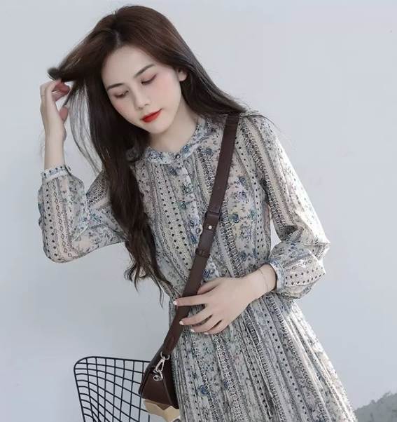 乐天商城 - ワンピース ロング丈 長袖 デザイン ボタン 美ライン ニュアンス ベルト ウエストマーク S M L XL ヴィンテージ風 天然素材 軽やか リラックス レトロ ナチュラル かわいい 大人可愛い きれいめ シンプル カジュアル 送料無料 個性的 ワンピース おしゃれ 大人女子 こなれ感