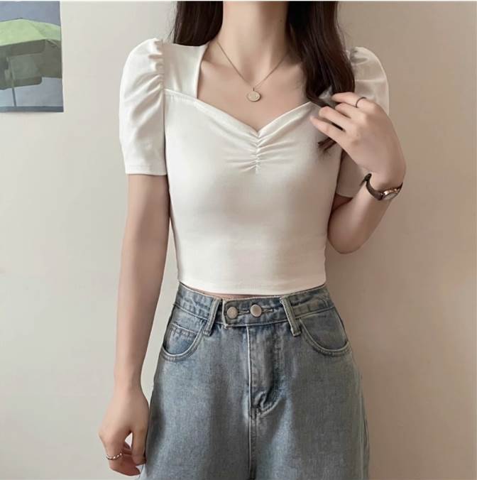 トップス Tシャツ スリム スクエアカラー スリムフィット クール 通勤 黒 白 薄手 フリーサイズ 夏 ショート丈 セクシー ガーリー 無地 Vネック 半袖 細身 シャツ カットソー プルオーバー 袖あり 襟なし フェミニン 送料無料 個性的 トップス かわいい 大人可愛い シンプル