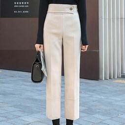 パンツ ストレートパンツ 美ライン ニュアンス 七分丈 センタープレス スタイルアップ モノトーン 大人可愛い きれいめ シンプル カジュアル 上品 おしゃれ パンツ 大人女子 こなれ感 ガーリー エレガント モダン 主役級 存在感 ベーシック オフィス お出かけ 送料無料
