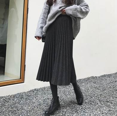 乐天商城 - スカート ニットスカート 膝下 フレア デザイン ウエストゴム 美ライン ニュアンス プリーツ 軽やか スタイルアップ モノトーン 大人可愛い きれいめ シンプル スカート 大人 上品 おしゃれ 大人女子 こなれ感 クール エレガント お出かけ オフィス ガーリー 送料無料