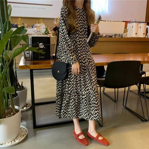ワンピース スカート ミモレ丈 ロング丈 送料無料 長袖 ティアード Aライン 楽ちん ゆったり レディース かわいい 大人可愛い きれいめ こなれ感 シンプル カジュアル 主役級 存在感 個性的 フェミニン デート お出かけ ワンピース ブラック S オーバルドット モノトーン ワンピース スカート ミモレ丈 ロング丈 送料無料 長袖 ティアード Aライン 楽ちん ゆったり レディース かわいい 大人可愛い きれいめ こなれ感 シンプル カジュアル 主役級 存在感 個性的 フェミニン デート お出かけ ワンピース ブラック S オーバルドット モノトーン