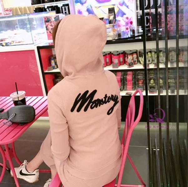 セットアップ パーカー スカート ロング丈 ミモレ丈 送料無料 フーディー 長袖 リブ スリット レディース かわいい 大人可愛い こなれ感 シンプル カジュアル 主役級 存在感 個性的 スポーティー デート お出かけ セットアップ ブラック グレー ピンク ネイビー XS S M L