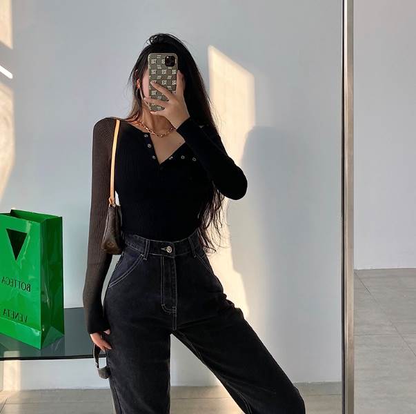 Rakuten - カットソー トップス プルオーバー シャツ 送料無料 長袖 アシンメトリー スリム レディース スナップボタン かわいい 大人可愛い きれいめ 上品 こなれ感 シンプル カジュアル 主役級 存在感 個性的 エレガント クール S M カットソー ブラック ベージュ パープル ホワイト