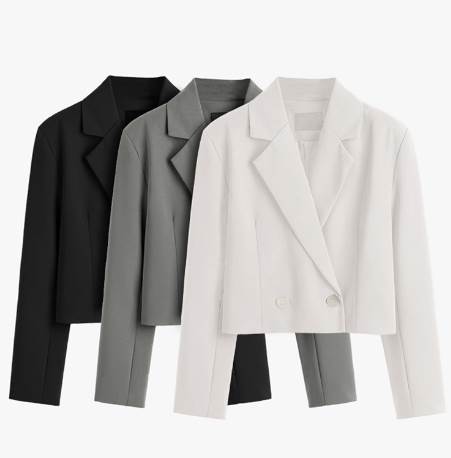 テーラードジャケット アウター 上着 羽織 ショート丈 送料無料 前開き ダブルブレスト 長袖 襟付き ボタン レディース かわいい 大人可愛い きれいめ こなれ感 シンプル カジュアル 主役級 存在感 個性的 クール テーラードジャケット ホワイト ブラック ブラウン S M L