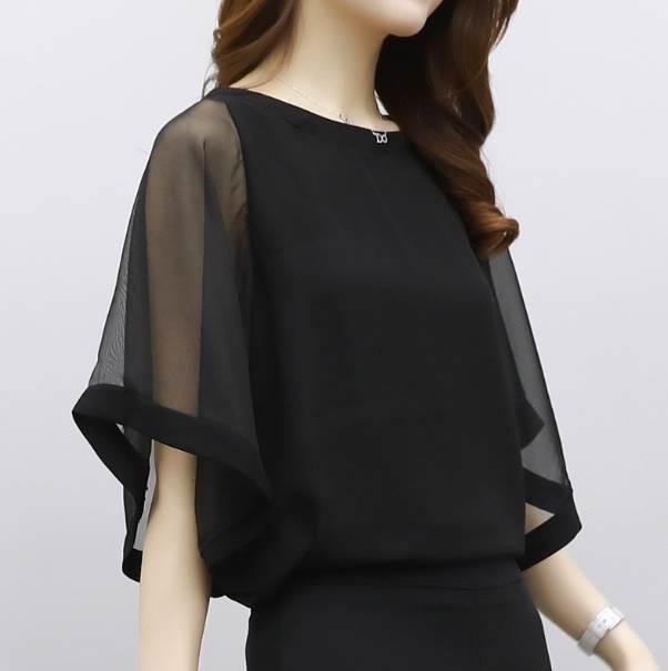 ブラウス シャツ トップス 送料無料 フレアスリーブ 5分袖 シースルー レディース かわいい 大人可愛い きれいめ 上品 こなれ感 シンプル カジュアル 主役級 存在感 個性的 お出かけ エレガント モノトーン モード コーデ ブラウス ブラック ホワイト S M L XL 2XL 3XLのサムネイル
