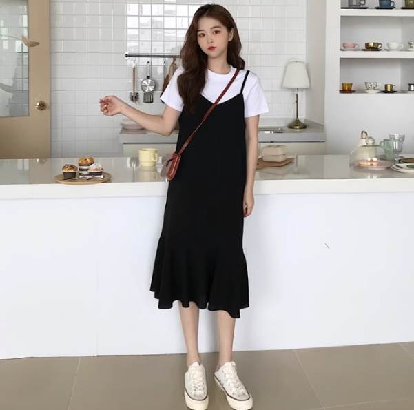 ワンピース スカート ミモレ丈 ロング丈 送料無料 キャミソール プルオーバー ペプラム 重ね着 伸縮性 レディース かわいい 大人可愛い きれいめ 上品 こなれ感 シンプル カジュアル 主役級 存在感 個性的 モダン フェミニン デート お出かけ ワンピース ブラック S M L XL