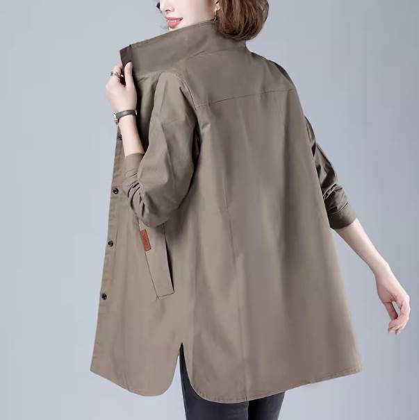 ジャケット アウター 羽織 上着 送料無料 前開き スタンドカラー ポケット ボタン レディース かわいい 大人可愛い きれいめ 上品 こなれ感 シンプル カジュアル 主役級 存在感 個性的 モダン 無地 ママ お出かけ ベージュ ダークグレー ネイビー ジャケット M L XL 2XL 3XL
