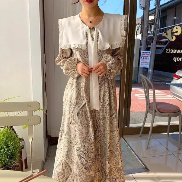 洋装 - ワンピース スカート ロング丈 送料無料 ビッグカラー 長袖 ボリューム袖 レース フレア スリット レディース かわいい 大人可愛い きれいめ 上品 こなれ感 カジュアル 主役級 存在感 個性的 モダン フェミニン デート お出かけ ワンピース ホワイト ブラック ナチュラル