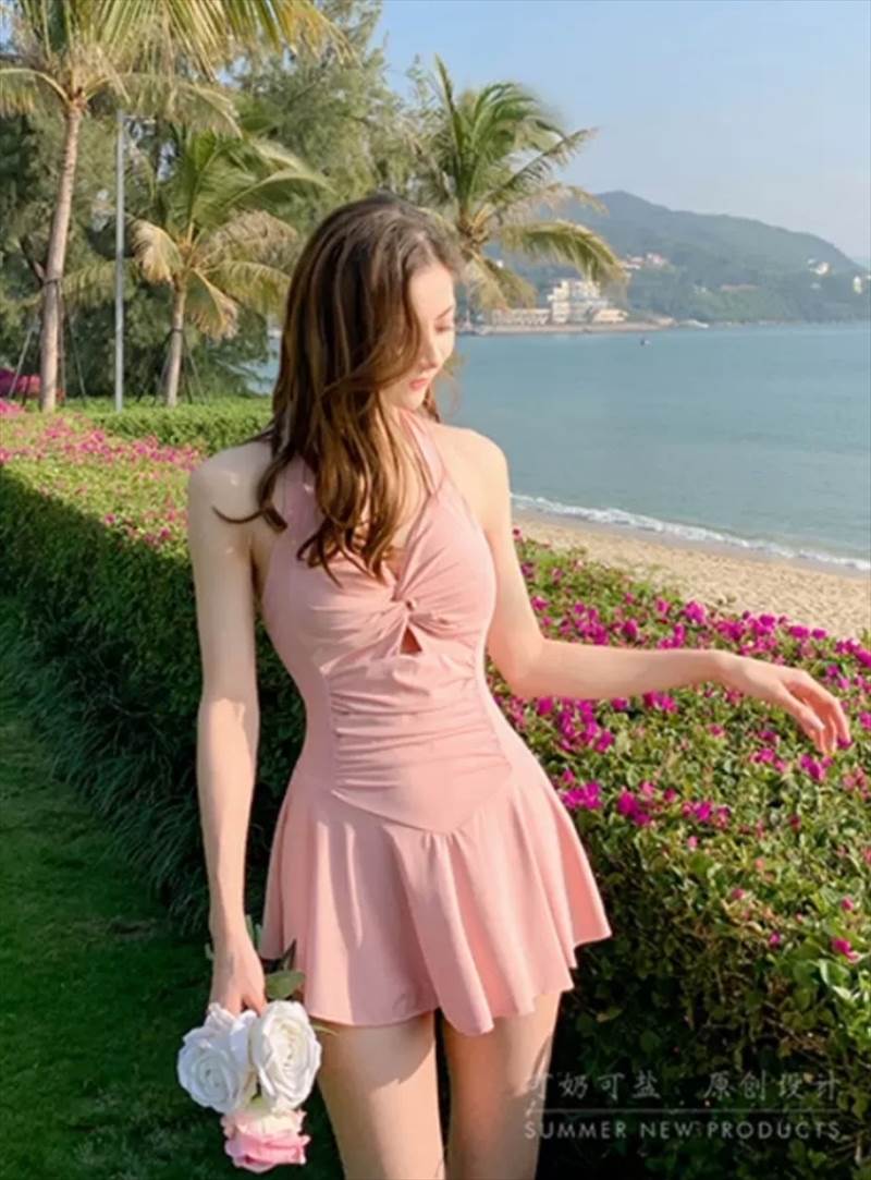 スイムウェア 水着 ワンピース 送料無料 無地 フリル 美脚 レディース かわいい 大人可愛い きれいめ 上品 こなれ感 シンプル カジュアル 主役級 存在感 個性的 セクシー シック 夏 ビーチ プール 旅行 リゾート ガーリー 海 キュート スイムウェア ピンク M L XL 2XL モテ