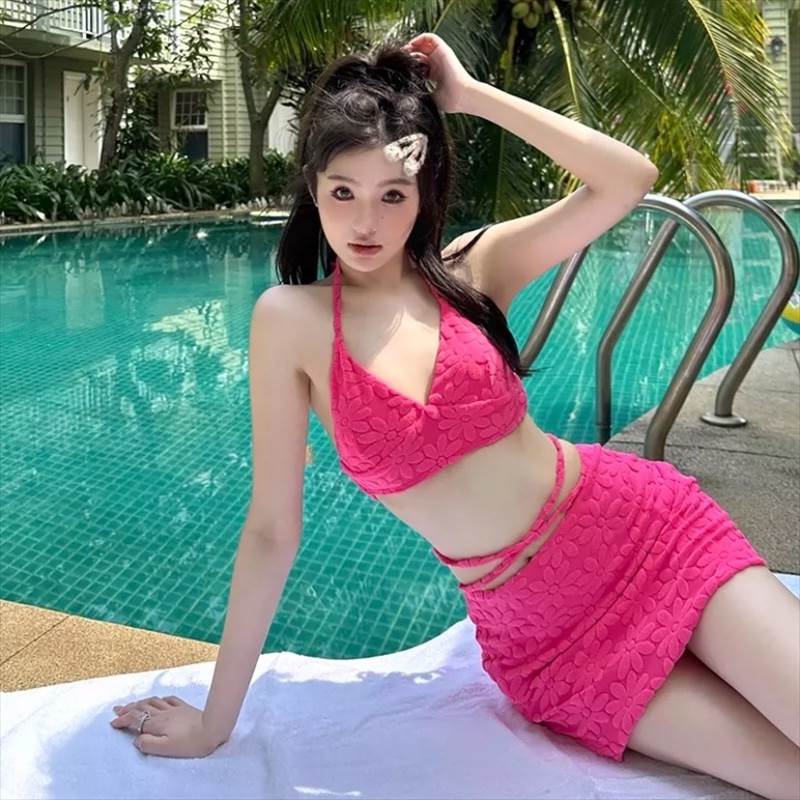 ビキニ 水着 スイムウェア セパレート 送料無料 ホルターネック 美脚 体型カバー レディース かわいい 大人可愛い きれいめ 上品 こな..