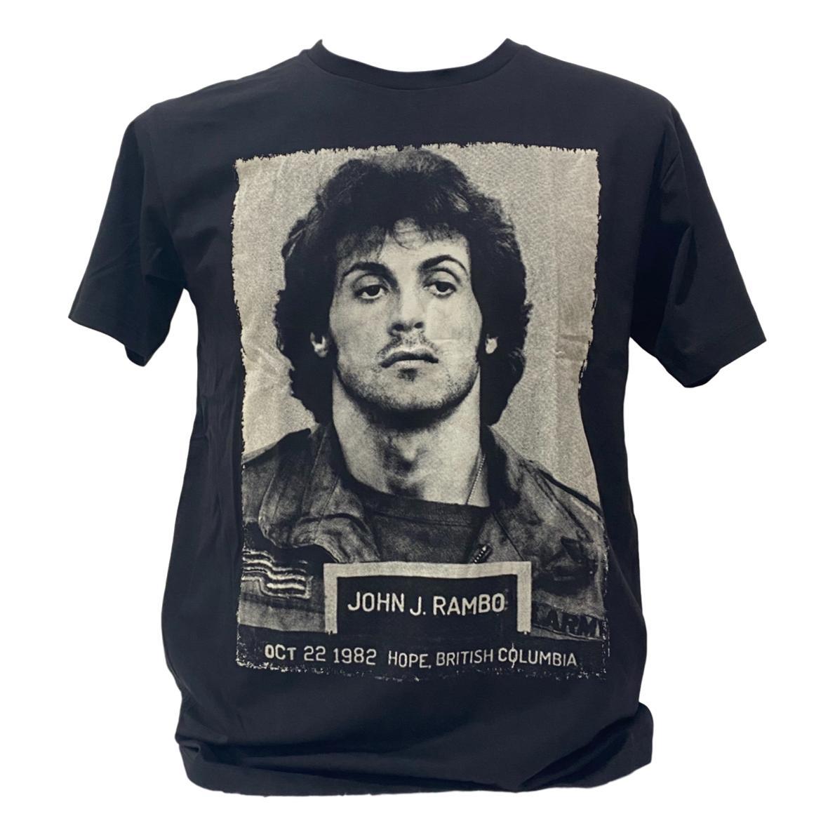 『送料無料』 シルヴェスター スタローン 黒 ランボー ロッキー Sylvester Stallone Tシャツ インナー バンド Tシャツ メンズ レディース ロック ブラック プリント セレクトTシャツ ユニセックス 面白い デザイン 誕生日 プレゼント 彼氏 ギフトバッグ 袋 贈り物のサムネイル