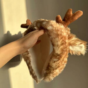 即納 クリスマス トナカイ カチューシャ ロリータ サンタクロース 冬 もこもこ バンビ柄 へアドレス コスプレ サンタ 仮装 バンビ 小鹿 角 コスチューム パーティー イベント 防寒 耳当て お耳 ふわふわ 可愛い ゆめかわいい ヘッドドレス ヘアバンド KC 甘ロリ Lolita