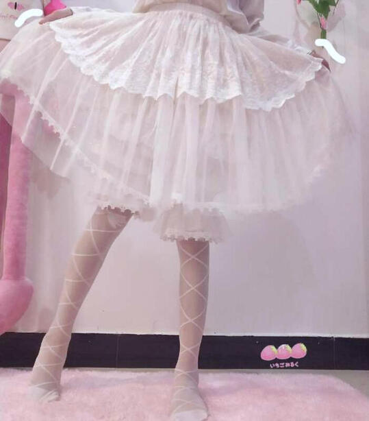 ロリータ かぼちゃパンツ パニエ チュール ペチコート 着心地 快適 刺繍 レース レギンス レギパン ペチパン ミニスカート 重ね レイヤード かわいい ホワ...