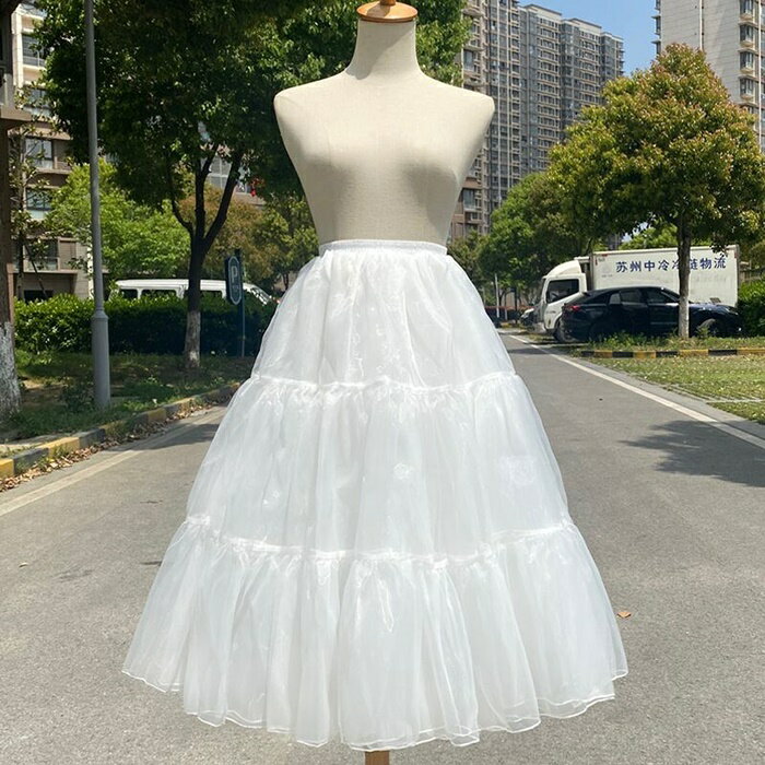 パニエ ボリューム 4枚重ね ロング 丈70cm ロリータ ウェディング 結婚式 パーティー コスプレ コスチューム ホワイト 膨らみ ドレス スカート かわいい 可愛い Lolita ロングパニエ ソフトパニエ ふんわり 日常 普段 女の子 ガール クラロリ 甘ロリ ゴシック ゴスロリ