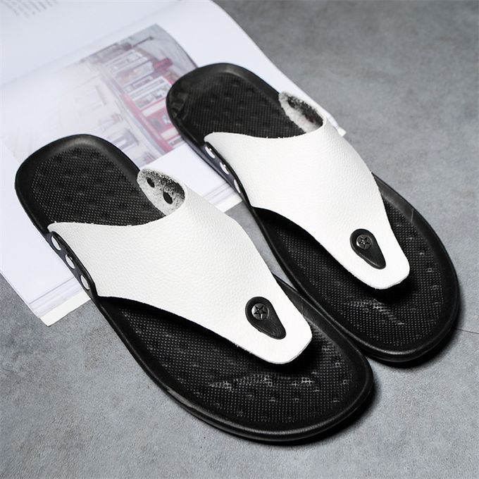 ビーチサンダル メンズ サンダル サマー ビーサン リゾート 大きいサイズ 軽量 滑り止め フラット 履き心地 室内 男性用 カジュアル アウトドア 歩きやすい 滑りにくい 海 オシャレ お洒落 靴 散歩 夏 送料無料