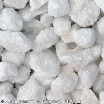 ■北海道・沖縄・離島へのお届けは別途送料を請求させていただきます。 ■製品の仕様・画像・パッケージは、変更される場合があります。 ■当店では在庫をメーカーと共有しており、商品によっては欠品の場合がございます。 　万一、ご注文頂きました商品が欠品の場合はご連絡させていただきます。 ■ご注文確定後のキャンセル不可です。 ■ラッピング（包装）対応不可です。庭園造りにお使いいただけます。日本庭園やガーデニング、DIYなどに。※商品の写真はご覧になられる環境により(パソコン・ディスプレー・プリンター等により)色彩が異なる場合がございます。※天然素材のため、色合いや柄が異なる場合がございます。※ふるい分け時、天然石と網目の関係により掲載寸法と多少の誤差があります。※天然石(化粧砂利・ごろた石など)は洗浄・サイズ選別を機械で製造しており、品質管理しておりますが袋の中に割れ・汚れの物、玉砂利の砂などの混入、また色目・粒度などが変わる場合がございます。ご理解の程宜しくお願い致します。※輸入や産地(原料)などの都合の為　在庫切れで入荷・製造が遅れる場合がございますのでご理解の程　宜しくお願い致します。※上記の理由による返品はお受けできかねます。あらかじめご了承ください。※土日祝の配達・日時指定不可となります。サイズ個装サイズ：47×35×10cm重量個装重量：18000g素材・材質天然石仕様標準使用目安:1平米に3cm厚で約3〜4袋生産国日本 広告文責（ホライズン・03-5843-9512)fk094igrjs