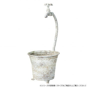 ■北海道・沖縄・離島へのお届けは別途送料を請求させていただきます。 ■製品の仕様・画像・パッケージは、変更される場合があります。 ■当店では在庫をメーカーと共有しており、商品によっては欠品の場合がございます。 　万一、ご注文頂きました商品が欠品の場合はご連絡させていただきます。 ■ご注文確定後のキャンセル不可です。 ■ラッピング（包装）対応不可です。上部の蛇口モチーフがアクセントになるデザインのポットです。サイズW223×L260×H190(500)mm、内径210mm個装サイズ：26.0×22.3×50.0cm重量個装重量：830g素材・材質TIN仕様穴あり生産国中国 広告文責（ホライズン・03-5843-9512)fk094igrjs