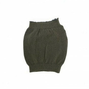 ■北海道・沖縄・離島へのお届けは別途送料を請求させていただきます。 ■製品の仕様・画像・パッケージは、変更される場合があります。 ■当店では在庫をメーカーと共有しており、商品によっては欠品の場合がございます。 　万一、ご注文頂きました商品が欠品の場合はご連絡させていただきます。 ■ご注文確定後のキャンセル不可です。 ■ラッピング（包装）対応不可です。柔らかい肌触りの腹巻が登場です。伸びのあるストレッチ抜群の素材です。外気を遮断し放熱を抑えるという特長をもつカシミヤニットは、熱伝導率の低い空気を多く取り込むことが可能で、暖かな空気を内へとため込みます。更にカシミヤの表面にあるキューティクル構造が、空気中の水分の吸収・放出を行うことで、一定の湿度を保つコントロール機能の役割を果たします。※伸縮性のある糸を使用しています。サイズM〜Lサイズ、ヒップ87〜100cm個装サイズ：31×25×1cm重量個装重量：47g素材・材質ウール41%、カシミヤ30%、ナイロン25%、ポリウレタン4%生産国日本 広告文責（ホライズン・03-5843-9512)fk094igrjs
