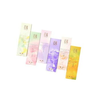 ■北海道・沖縄・離島へのお届けは別途送料を請求させていただきます。 ■製品の仕様・画像・パッケージは、変更される場合があります。 ■当店では在庫をメーカーと共有しており、商品によっては欠品の場合がございます。 　万一、ご注文頂きました商品が欠品の場合はご連絡させていただきます。 ■ご注文確定後のキャンセル不可です。 ■ラッピング（包装）対応不可です。花橘・カーネーション・ラベンダー・花菖蒲・白梅・金木犀の6種類の香りを揃えたご贈答用お線香です。「花風」は、優しく香りをはこぶ花の風。空気、水面、木漏れ日。景色にとけこんだピュアな香りの息吹はやがて花風となり、ひろがってゆきます。自然のきらめきが紡ぎ出す透明感のあるかぐわしい香りにこだわり、創香しています。【花橘の香り】かぐわしい残り香から親しい人を懐かしむ香りとして和歌に詠まれた花橘の爽やかで明るいシトラスフローラルの香りです。【カーネーションの香り】贈り物として古より世界中で親しまれてきたカーネーションの明るく落ち着いたシルキーフローラルの香りです。【ラベンダーの香り】冷涼な初夏の丘陵にやわらかな光を受けて花開く最も芳香がすばらしいといわれる開花直前のラベンダーそのものの香りです。【花菖蒲の香り】梅雨時の雨上がり。きらきらとした空気の中で凛々しく静かに咲きそろう花菖蒲の落ち着きと静けさを秘めたつややかな香りです。【白梅の香り】寒風の中僅かな春のきざしをも敏感に感じとり花弁に芳香が満ちるまで時を待つ白梅そのものの香りです。【金木犀の香り】清秋の街角。静かに深まりゆく季(とき)を告げる秋の便り、金木犀。穏やかな陽光に照らされた黄金色の小花が放つ甘い香りは、冴えわたる空のもとに薫り立ちます。金木犀にアプリコットやジャスミンを溶け込ませ、花々が持つ切なくぬくもりのある香りを創り上げました。儚くも心を和ませる、フローラルフルーティーの香りです。【使用方法】お線香の先端に火をつけ炎を消し、くゆらせてください。香炉など不燃性の容器を使って焚いてください。複数本を同時にお使いの場合は、お線香どうしが接しないように1cm以上の間隔をあけ、垂直に立ててご使用ください。サイズ高さ343×幅180×奥行44mm個装サイズ：5×18×35cm重量個装重量：695g素材・材質椨(たぶ)の樹皮、炭、香料仕様けむりの量(目安):かなり少ない燃焼時間(立てた場合):約25分お線香の長さ(1本あたり):約140mm形状:スティック内容量:約50g×6箱生産国日本 広告文責（ホライズン・03-5843-9512)fk094igrjs