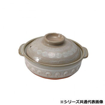 ■北海道・沖縄・離島へのお届けは別途送料を請求させていただきます。 ■製品の仕様・画像・パッケージは、変更される場合があります。 ■当店では在庫をメーカーと共有しており、商品によっては欠品の場合がございます。 　万一、ご注文頂きました商品が欠品の場合はご連絡させていただきます。 ■ご注文確定後のキャンセル不可です。 ■ラッピング（包装）対応不可です。2人から3人用におすすめのサイズの土鍋です。飽きのこない、素朴なデザインです。サイズφ22×24×13cm個装サイズ：24×26×10cm重量1530g個装重量：1730g素材・材質耐熱陶器仕様商品容量:1500ccガス直火:可レンジ:可オーブン:可付属品取扱説明書生産国日本 広告文責（ホライズン・03-5843-9512)fk094igrjs