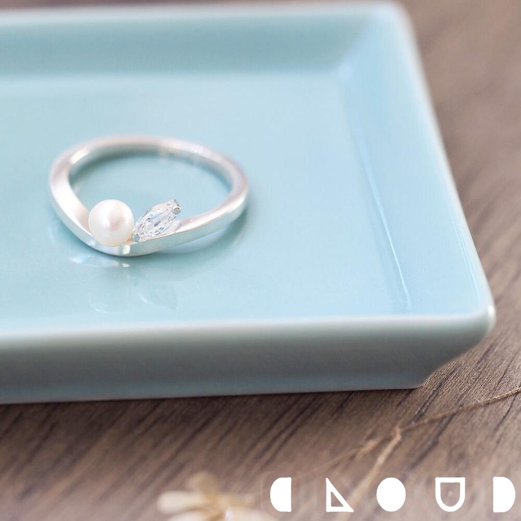 CloudJewelryWhite...
