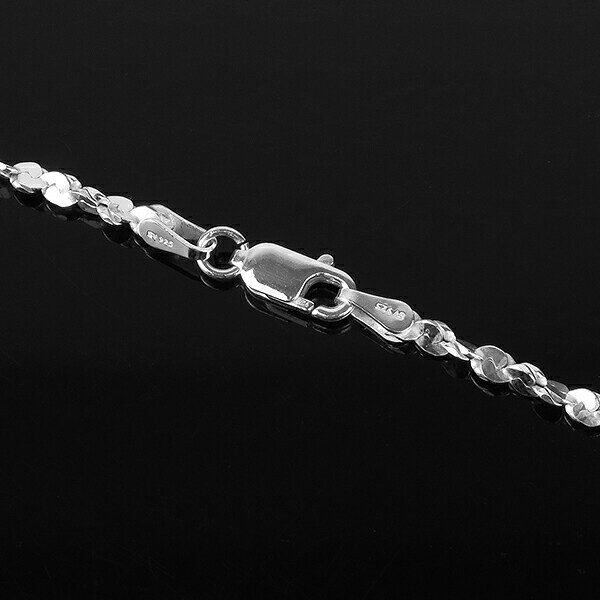 アリゼのシルバーチェーン ネックレス チェーン カットスエッジツイストチェーン 幅約2.2mm 40cm シルバー925 銀 シルバーチェーン ネックレスチェーン チェーンネックレス 鎖 ネックレス チェーン だけ のみ ネックレス用チェーン ペンダント用チェーン シルバーネックレスチェーン｜アングル3