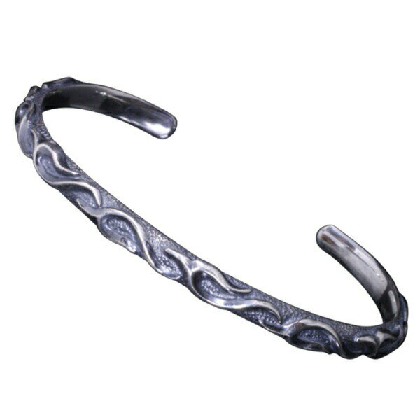 龍頭 火焔 バングル 燻し加工 メンズ シルバー シルバーバングル メンズバングル シルバー950 男性 おしゃれ 火炎 ブランド 彼氏 ギフト 伝統技法 ：炎をモチーフとした細身のシルバーバングルなので重ね着けでもご利用頂けます。ユニセックスデザイン