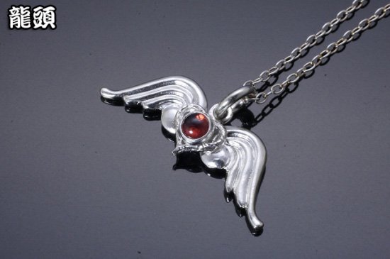 龍頭 岩石ハート天使 ペンダントトップ チェーンなし トップ ヘッド レディース シルバー ネックレストップ ペンダントヘッド ペンダントトップ 彼女 エンジェル 人気 ：龍頭オリジナルのレディース向けシルバーペンダント。 ブランド おしゃれ ギフト