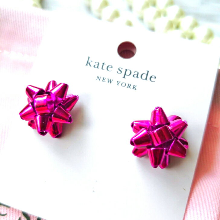 ケイトスペード イヤリング（レディース） ケイトスペード KateSpade スタッズ ピアス ジュエリー ピンク リボン お誕生日 クリスマス 母の日 ギフト ラッピング プレゼント 向き 大人可愛い ブランド