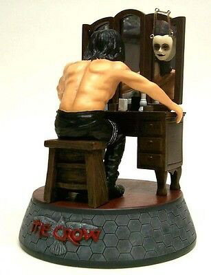 NECA ネカ THE CROW クロウ エリック ジオラマ風 スタチュー