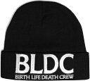 シンプル仕上げの BLDC ニットキャップ 【素材】アクリル 100％ 【サイズ】フリー（56〜63.5cm） BLDC（BIRTH LIFE DEATH CREW） HCバンド「DYINGRACE」ダイングレース メンバーからなるHIPHOP（ヒップホップ） HARDCORE（ハードコア）クロスオーバー プロジェクトバンド 【素材】Acrylic85% / Wool15%（オールシーズン対応） ↓関連商品はこちら↓ 【BLDC】CD 【AFO】BLDC パーカー 【AFO】BLDC キャップ