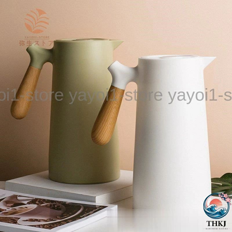大容量 コーヒー オフィス用 保温 保冷 1000ml 北欧 密封 漏れない 木製ハンドル オシャレ プレゼント ギフト 母の日 父の日 お誕生日お湯、コーヒー、紅茶など保温保冷に活用?ドリンクの保温も保冷もできる魔法瓶 構造機能がついた優れものです。温かい飲み物は温かいまま、冷たい飲み物は冷たいまま、長時間持続します。◆カラー：ホワイト/グリーン/ブラウン/レッド/ブラック◆サイズ：写真参考（測り方により誤差が生じる場合がございます。）◆素材：ガラス+PP+シリコン◆生産地：中国製※銀色の容器の内側には2?3箇所の丸い点がついております。製造過程上の工芸です、不良品ではありません。※万が一水漏れの場合はまず底部真ん中にあるダイヤルを強くしめてください。生産ロットにより柄の出方や色の濃淡が多少異なる場合がございます。お使いのモニターや撮影時の光の加減などにより画像と実際の商品のカラーが若干異なる場合もございます。大容量 コーヒー オフィス用 保温 保冷 1000ml 北欧 密封 漏れない 木製ハンドル オシャレ プレゼント ギフト 母の日 父の日 お誕生日お湯、コーヒー、紅茶など保温保冷に活用?ドリンクの保温も保冷もできる魔法瓶 構造機能がついた優れものです。温かい飲み物は温かいまま、冷たい飲み物は冷たいまま、長時間持続します。◆カラー：ホワイト/グリーン/ブラウン/レッド/ブラック◆サイズ：写真参考（測り方により誤差が生じる場合がございます。）◆素材：ガラス+PP+シリコン◆生産地：中国製※銀色の容器の内側には2?3箇所の丸い点がついております。製造過程上の工芸です、不良品ではありません。※万が一水漏れの場合はまず底部真ん中にあるダイヤルを強くしめてください。生産ロットにより柄の出方や色の濃淡が多少異なる場合がございます。お使いのモニターや撮影時の光の加減などにより画像と実際の商品のカラーが若干異なる場合もございます。