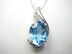 K18WGブルートパーズ/ダイヤ ペンダント ネックレス 【誕生石11月】10P03Dec16【楽ギフ_包装】