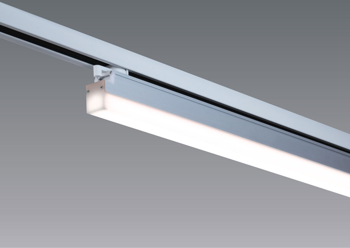 メーカー： TES LIGHTING / テスライティング　　　 シリーズ名：シカクD 配ダクタイプ ハイパワー TSDAHシリーズ 本体：アルミ・樹脂 入力電圧：100V 皮相電力：15.5VA 消費電力：15.0W 重量：0.6kg 全光束：1875lm 消費効率：125lm/W ※受注生産品のため、ご注文後1〜2週間ほどお時間をいただきます。 ※受注生産品のため、ご注文後の返品・交換・キャンセルは出来ませんのでご了承ください。 【対応調光器】 TLC-0005K 関連キーワード テスライティング TESLIGHTING LED 棚照明 棚用 ディスプレイ用 屋内 ライト 建築化照明 お店用 店舗用 店舗照明 ショールーム照明 ディスプレイ照明 コンパクト 調光 住宅用TES　LIGHTING/テス・ライティングシカクD　配ダクタイプ　ハイパワーTSDAHシリーズ ■特徴 スタイリッシュな配ダク取付照明のハイパワーモデル 店舗やオフィスのベース照明に。気軽に取り外しや設置場所の移動ができる配線ダクトプラグタイプ。 ※写真をクリックすると拡大します。 ■取り付ける前にご確認ください。 ！器具重量、保守点検の際にかかる力に十分耐えるよう取付部の強度を確保して器具を取り付けて使用してください。 不備があると、落下の原因となります。 ！ロックウール等の柔らかい天井には、器具を取り付けないでください。 天井破損・落下の原因となります。 ！この器具は被照射面までの距離が決まっています。被照射面までの距離を指定の距離以上離して設置してください。 不備があると、過熱による火災の原因となります。 ※写真をクリックすると拡大します。 ■取付方法 ※必ず電源を切ってください。感電・落下の原因となります。 ※器具の着脱は必ず両手でおこなってください。落下の原因となります。 1.左右のスライドレバーがライティングダクトに対して直角になっているのを確認してから、器具をライティングレールに押し当ててください。 ※ライティングダクトに対し方向性はございません。 2.左右のスライドレバーをライティングダクトと平行になるよう回転させ固定してください。 ※ストッパーがライティングダクトに確実にはまっていることを確認してください。 ※器具取り付け、取り外しの際は、下記に十分に注意してください。 点灯中や消灯直後の灯体は高温になります。 ぬれた手でさわらないでください。感電・やけどの原因となります。 ※写真をクリックすると拡大します。